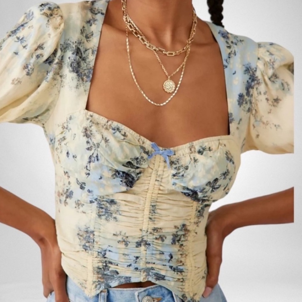Urban Outfitters xs kyra